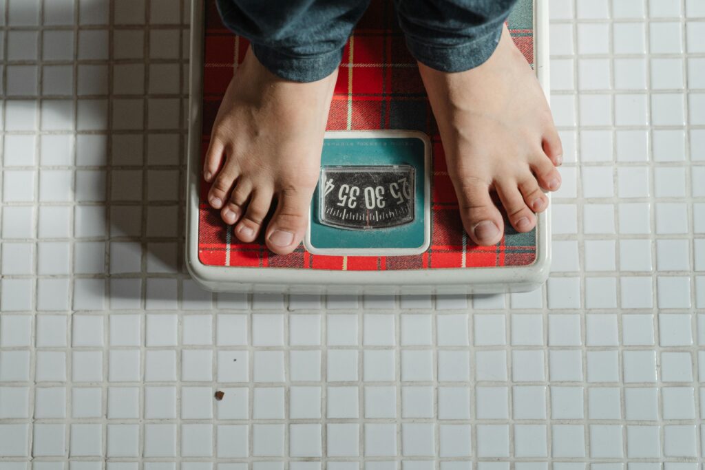 How to Start Losing Weight: A Beginner's Guide to Real, Lasting Results pexels ketut subiyanto 4474052